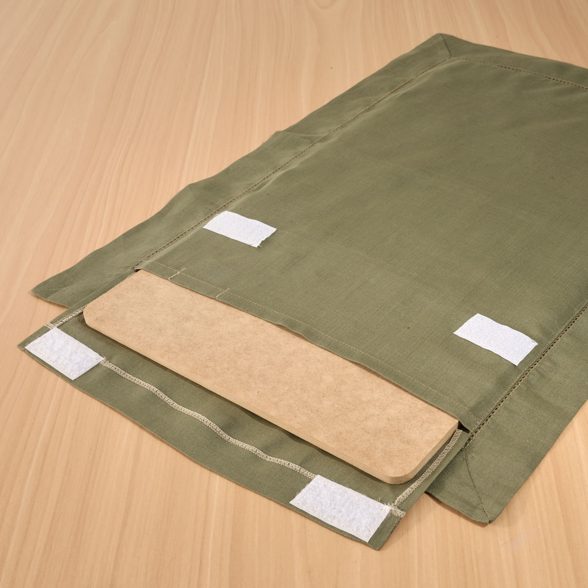 02 10 0003 Toalha de Bandeja Ajour 45x29 Verde Escuro B.jpg